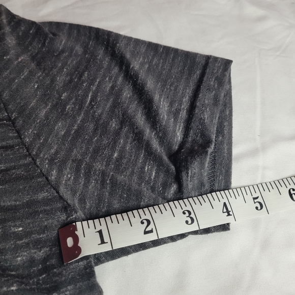 Dikotomy men's medium dark gray and heather gray shirt - Picture 4 of 7